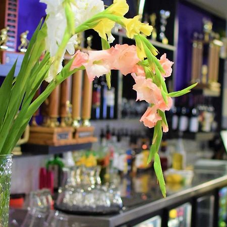 Railway Hotel Bundaberg Extérieur photo